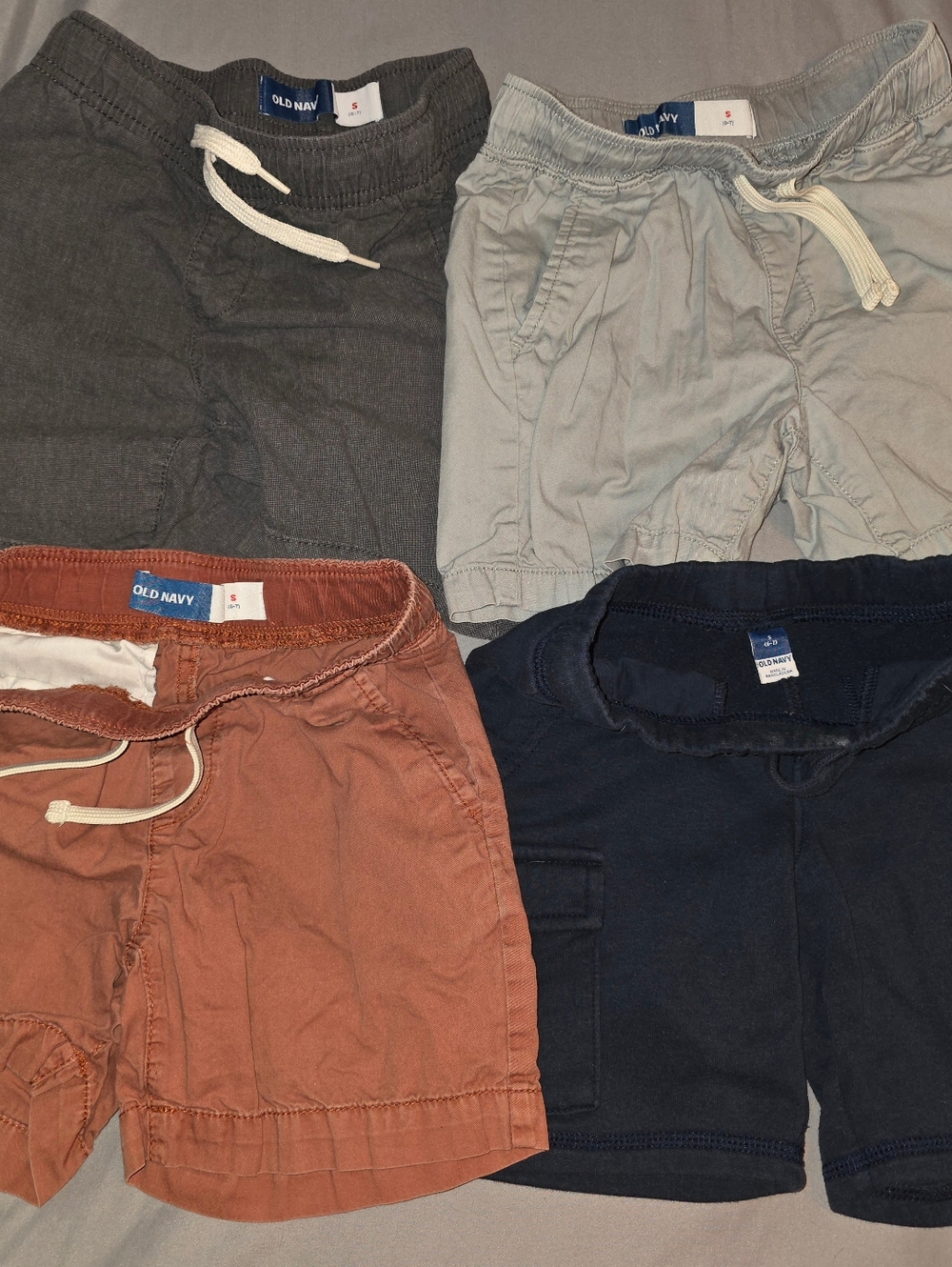 Old Navy Kids Dock Shorts - Charcoal, Light Gray, Rust, Navy SMALL 6/7